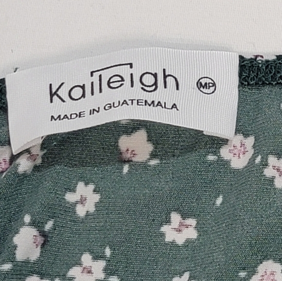 KAILEIGH Women's Size Medium Petite Floral Spaghetti StrapJumpsuit with Pockets - Picture 8 of 12